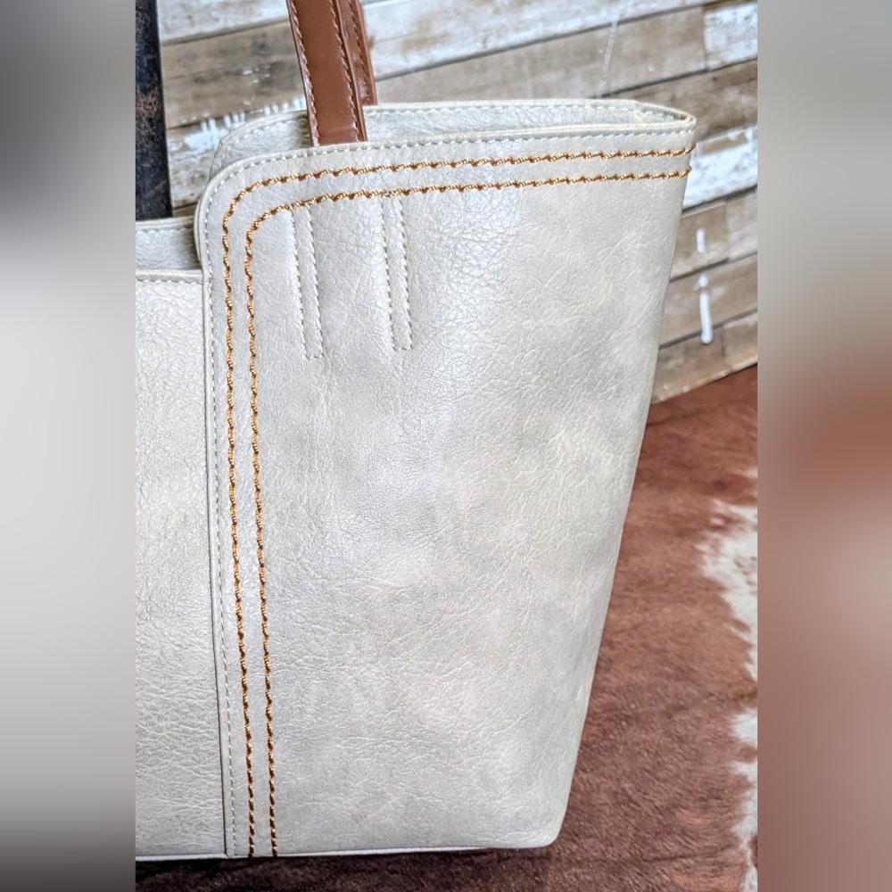 New Elegant Beige and Brown Tote Bag - Picture 10 of 16
